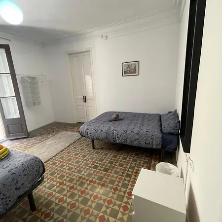 Banys Nous 3 Bed & Breakfast
